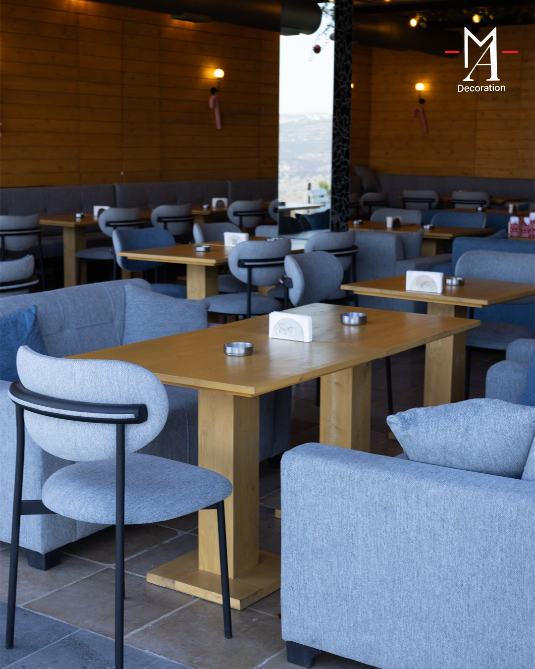 Warm Wood Dining Concept Design