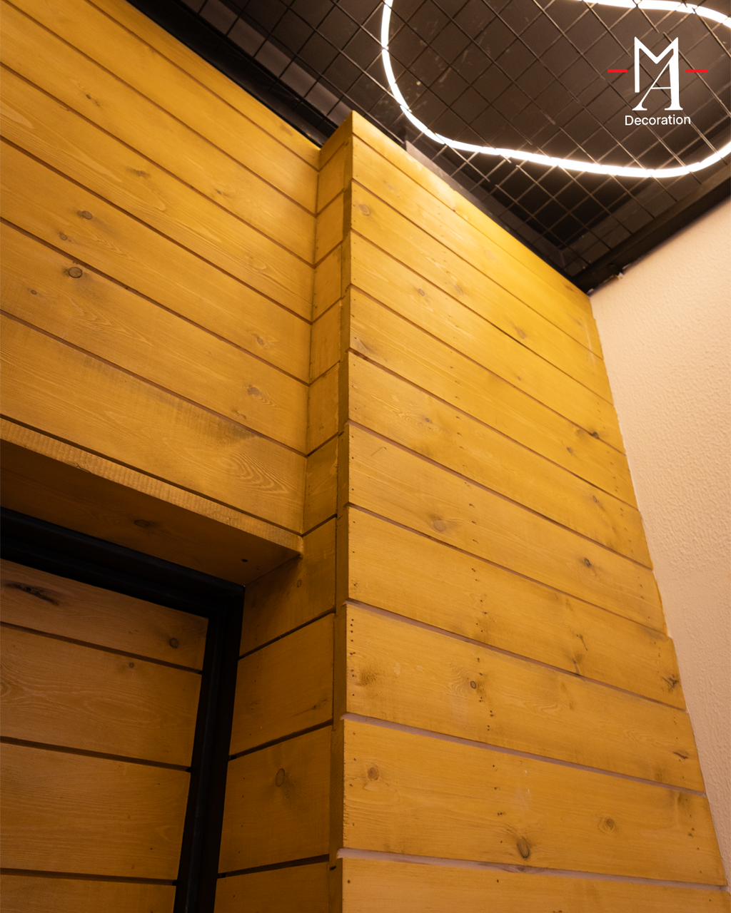 Warm Wood Dining Concept Design