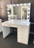 Pro Studio Vanity with LED Bulbs